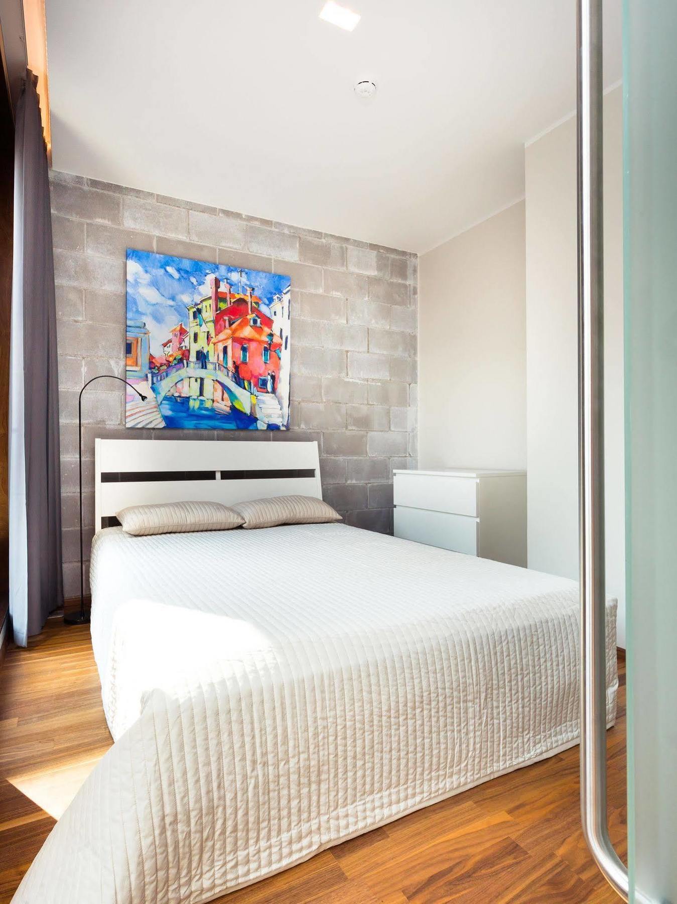 Konrad Old Town Aparthotel Tartu Exteriör bild